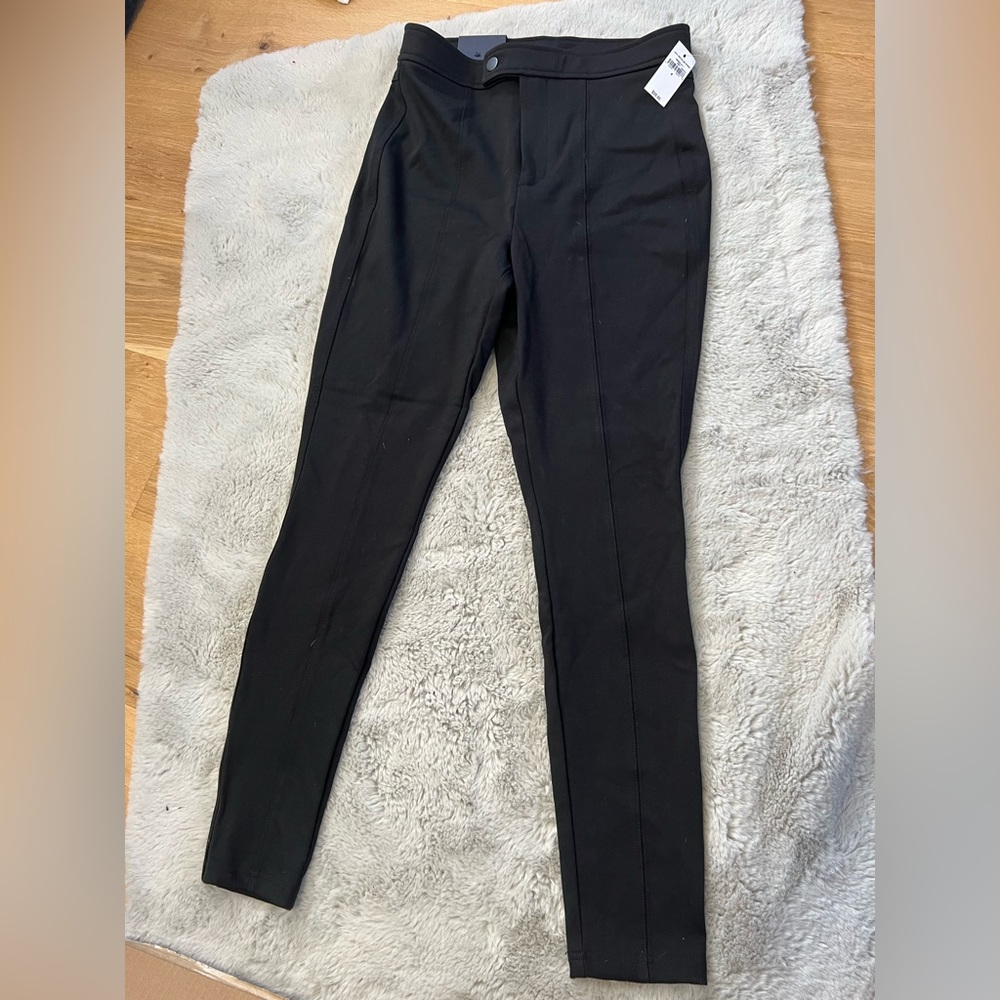 BNWT Gap high rise legging (more like pants) size 6
